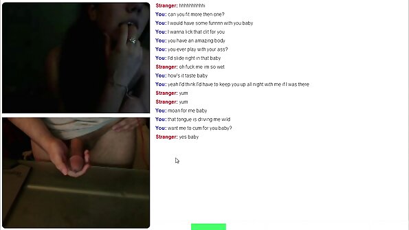 A brunette ດີແມ່ນດ້ວຍຕົນເອງໃນ heels ສູງຂອງນາງ, jacking off