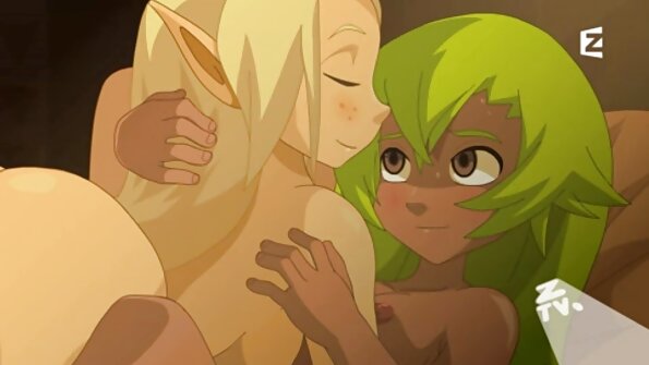 ຮອຍຍິ້ມໃຫຍ່ແຕ່ໜ້າຮັກສົມຄວນໄດ້ຮັບຄວາມສົນໃຈຈາກຜູ້ຊາຍໃນລົດ