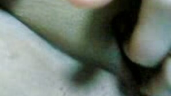 Blonde cooze ມີເວລາຂອງຊີວິດຂອງນາງໃນຂະນະທີ່ຂີ່ cock ລາວ